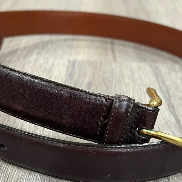 Coach Leather Dark Brown 34” Brass Buckle Staple Dress Belt Italian Leather - Picture 4 of 8